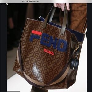 Fashion FF Mania Logo Shopper Tote Zucca Coated Canvas Large Unisex NWT